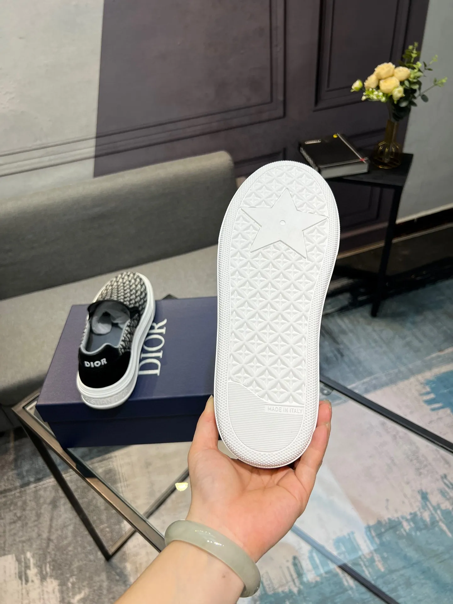 Men's shoes 💰380 The latest DiOr shipment, using imported top-grade jacquard fabric with cowhide design 👍 Breathable mesh lining, comfortable to wear, lightweight, original last mold, official website 1:1, private mold outsole, non-slip, color, multiple colors available, code number 38 to 44 (45 can be ordered)